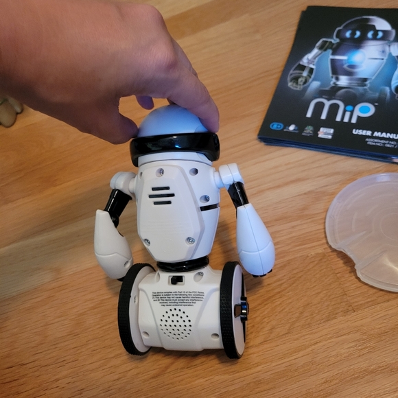 MiP toy robot - Picture 3 of 5